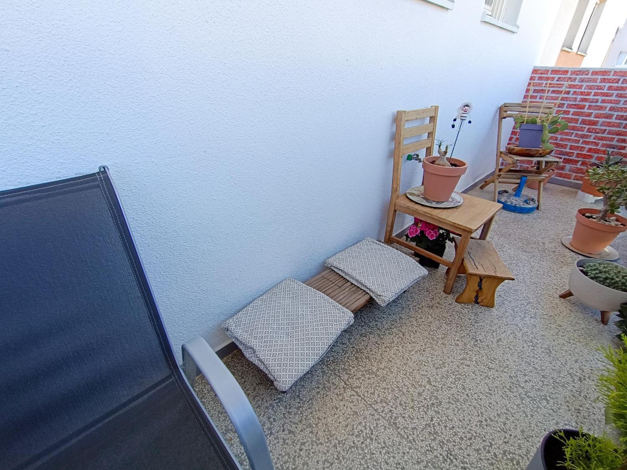 Retro Apartment Split Exterior photo