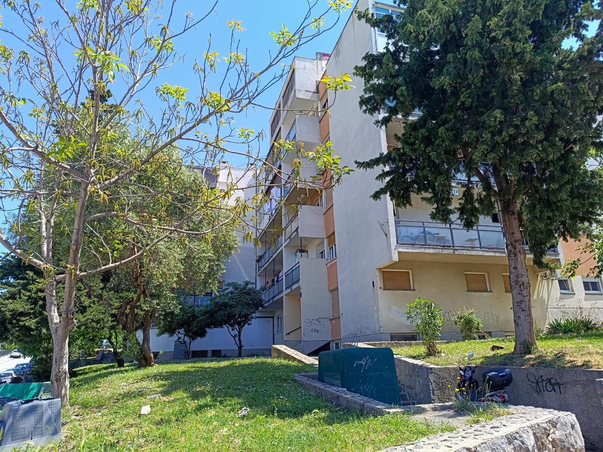 Retro Apartment Split Exterior photo